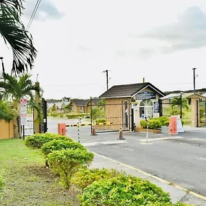 The Rest Stop-b- 15 Min From Airport/24hrs Security Montego Bay